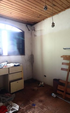Casa à venda com 300m², 5 quartos e 5 vagasQuarto 4