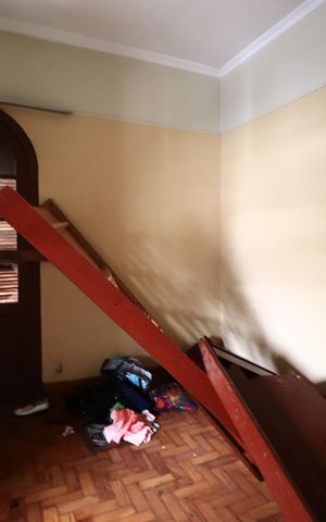 Casa à venda com 300m², 5 quartos e 5 vagasSuíte 2