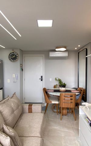 Apartamento à venda com 47m², 2 quartos e 2 vagas Apartamento à venda com 47m², 2 quartos e 2 vagasSala - Cozinha
