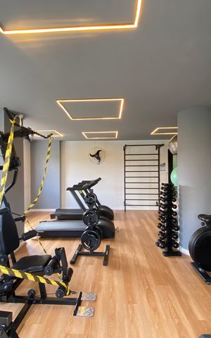 Apartamento à venda com 47m², 2 quartos e 2 vagas Apartamento à venda com 47m², 2 quartos e 2 vagasÁrea comum - Academia
