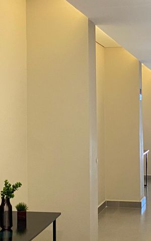 Apartamento à venda com 47m², 2 quartos e 2 vagas Apartamento à venda com 47m², 2 quartos e 2 vagasHall de entrada