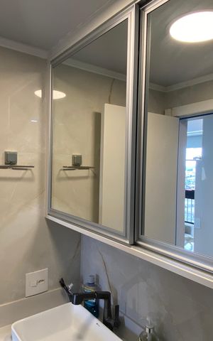 Apartamento à venda com 47m², 2 quartos e 2 vagas Apartamento à venda com 47m², 2 quartos e 2 vagasBanheiro