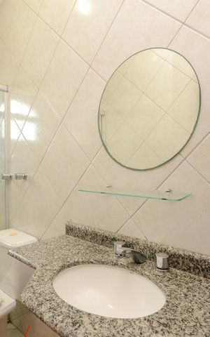 Casa para alugar com 319m², 3 quartos e 6 vagas Casa para alugar com 319m², 3 quartos e 6 vagasSuíte 1 - Banheiro