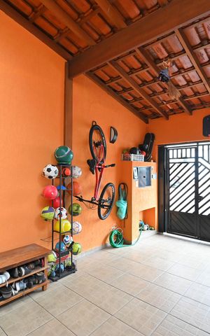 Casa à venda com 260m², 3 quartos e 1 vagaGaragem