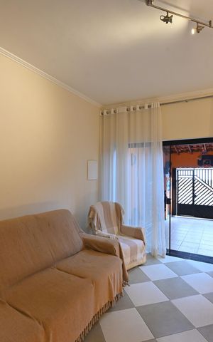 Casa à venda com 260m², 3 quartos e 1 vagaSala