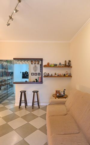 Casa à venda com 260m², 3 quartos e 1 vagaSala
