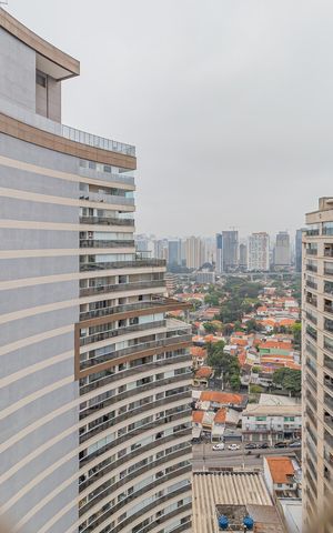 Apartamento à venda com 147m², 3 quartos e 2 vagas Apartamento à venda com 147m², 3 quartos e 2 vagasVista da Varanda