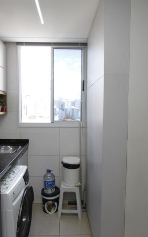 Apartamento à venda com 60m², 2 quartos e 2 vagasCozinha e Área de Serviço