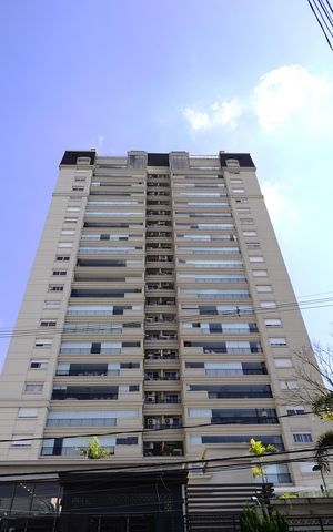 Apartamento à venda com 114m², 2 quartos e 2 vagasFachada