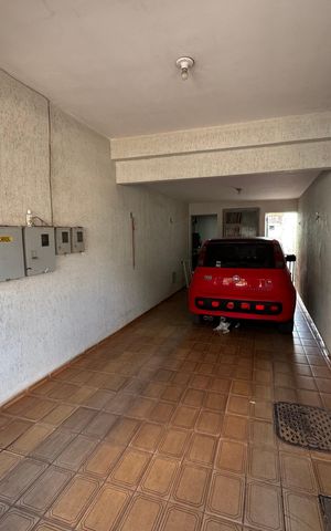 Casa à venda com 250m², 2 quartos e 2 vagasGaragem 