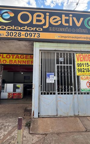 Casa à venda com 250m², 2 quartos e 2 vagasFachada