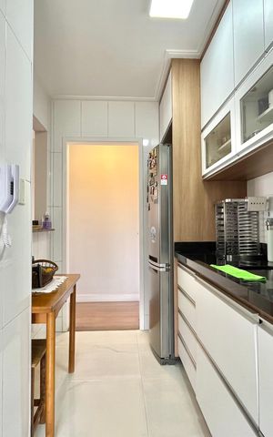 Apartamento à venda com 58m², 2 quartos e 1 vaga Apartamento à venda com 58m², 2 quartos e 1 vagaCozinha