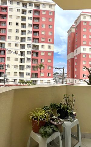 Apartamento à venda com 58m², 2 quartos e 1 vaga Apartamento à venda com 58m², 2 quartos e 1 vagaVaranda