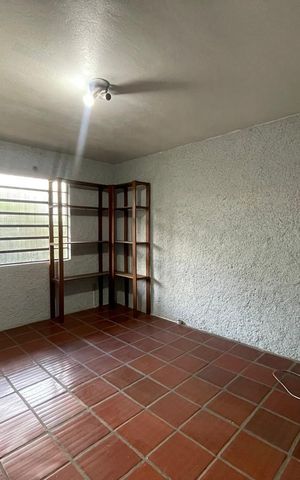 Casa à venda com 120m², 2 quartos e 1 vaga