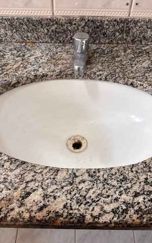 Apartamento à venda com 255m², 3 quartos e 2 vagasSuíte - Banheiro
