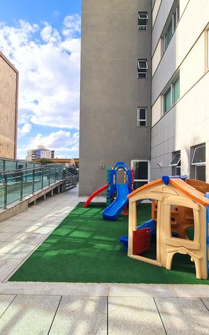 Apartamento à venda com 166m², 4 quartos e 4 vagas Apartamento à venda com 166m², 4 quartos e 4 vagasÁrea comum - Playground