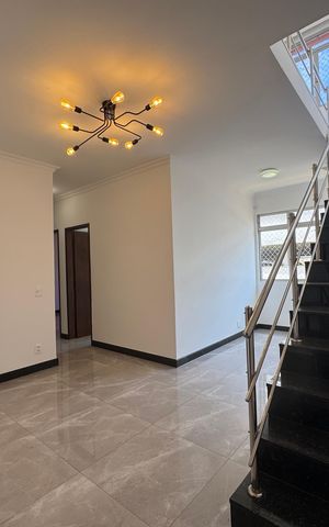 Apartamento à venda com 142m², 3 quartos e 2 vagas Apartamento à venda com 142m², 3 quartos e 2 vagasSala