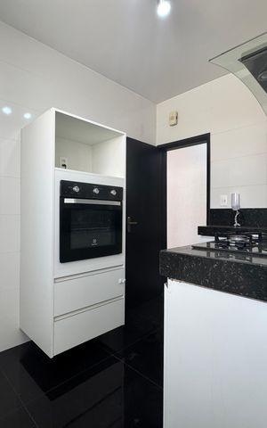 Apartamento à venda com 142m², 3 quartos e 2 vagas Apartamento à venda com 142m², 3 quartos e 2 vagasCozinha