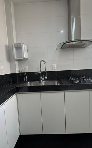 Apartamento à venda com 142m², 3 quartos e 2 vagas Apartamento à venda com 142m², 3 quartos e 2 vagasCozinha