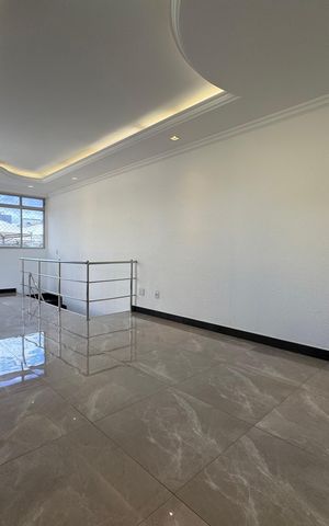 Apartamento à venda com 142m², 3 quartos e 2 vagas Apartamento à venda com 142m², 3 quartos e 2 vagasSala