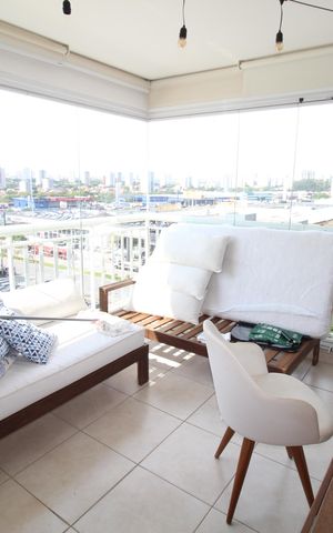 Apartamento para alugar com 77m², 2 quartos e 1 vagaSacada