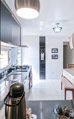Casa à venda com 127m², 3 quartos e 2 vagas Casa à venda com 127m², 3 quartos e 2 vagasCozinha