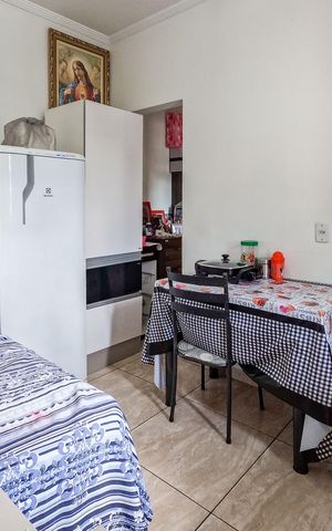 Casa à venda com 127m², 3 quartos e 2 vagas Casa à venda com 127m², 3 quartos e 2 vagasEdícula