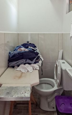 Casa à venda com 127m², 3 quartos e 2 vagas Casa à venda com 127m², 3 quartos e 2 vagasBanheiro de Serviço
