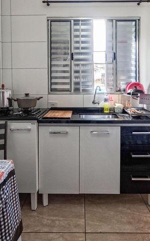 Casa à venda com 127m², 3 quartos e 2 vagas Casa à venda com 127m², 3 quartos e 2 vagasEdícula