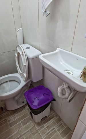 Casa à venda com 127m², 3 quartos e 2 vagas Casa à venda com 127m², 3 quartos e 2 vagasBanheiro de Serviço