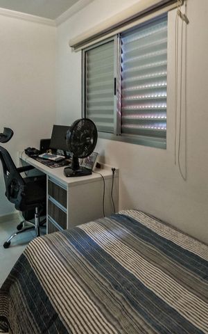 Casa à venda com 127m², 3 quartos e 2 vagas Casa à venda com 127m², 3 quartos e 2 vagasQuarto