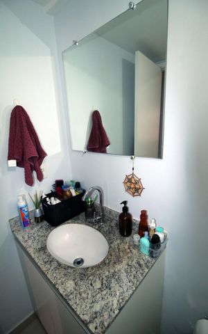 Apartamento à venda com 58m², 2 quartos e 1 vagaBanheiro da Suíte