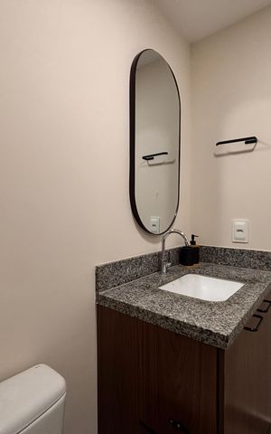 Apartamento para alugar com 27m², 1 quarto e sem vaga Apartamento para alugar com 27m², 1 quarto e sem vagaBanheiro da Suíte