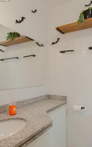 Apartamento à venda com 68m², 2 quartos e 1 vaga Apartamento à venda com 68m², 2 quartos e 1 vagaBanheiro da Suíte