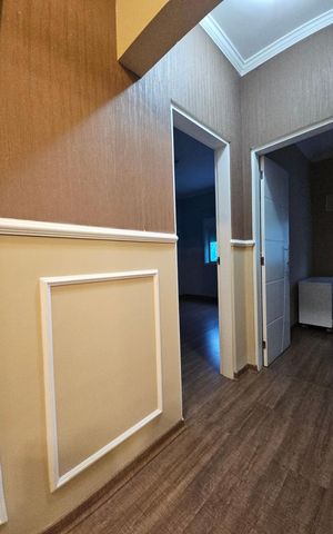 Casa de condomínio para alugar com 300m², 5 quartos e 4 vagasCorredor
