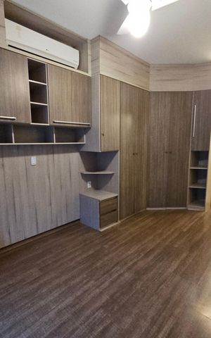 Casa de condomínio para alugar com 300m², 5 quartos e 4 vagasSuíte 1