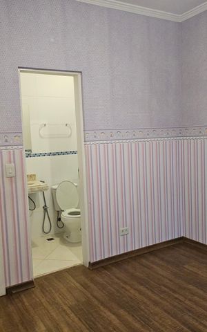 Casa de condomínio para alugar com 300m², 5 quartos e 4 vagasQuarto 3