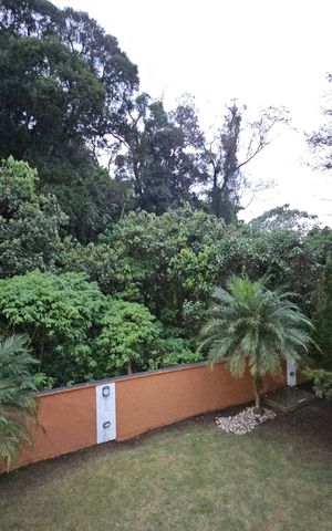 Casa de condomínio para alugar com 300m², 5 quartos e 4 vagasQuintal