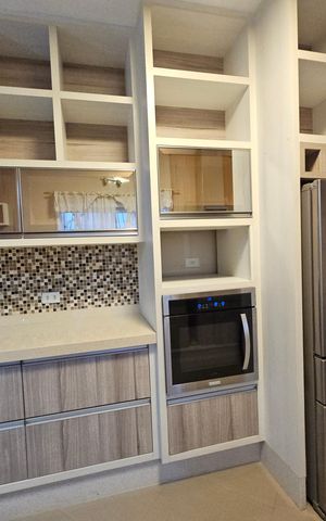 Casa de condomínio para alugar com 300m², 5 quartos e 4 vagasCozinha