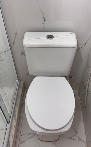 Casa para alugar com 226m², 4 quartos e 2 vagas Casa para alugar com 226m², 4 quartos e 2 vagasBanheiro Social