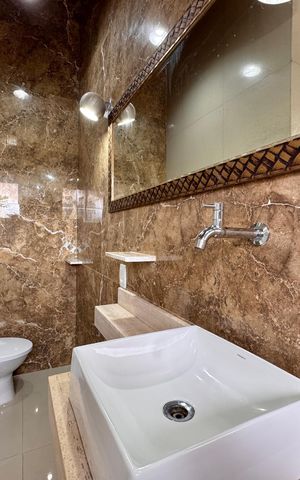 Casa para alugar com 226m², 4 quartos e 2 vagas Casa para alugar com 226m², 4 quartos e 2 vagasBanheiro