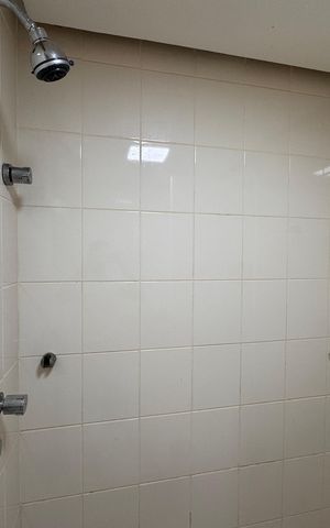Casa para alugar com 226m², 4 quartos e 2 vagas Casa para alugar com 226m², 4 quartos e 2 vagasSuíte 2 - Banheiro