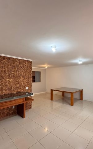 Casa para alugar com 226m², 4 quartos e 2 vagas