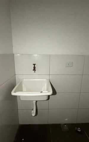 Casa para alugar com 60m², 2 quartos e sem vaga Casa para alugar com 60m², 2 quartos e sem vagaÁrea de Serviço