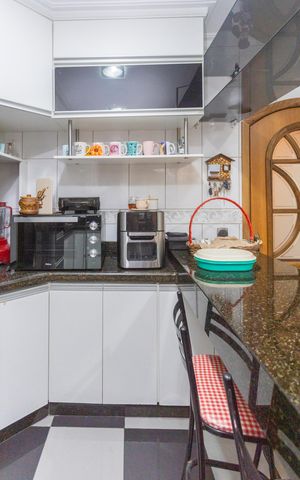 Casa à venda com 400m², 4 quartos e 3 vagasCozinha