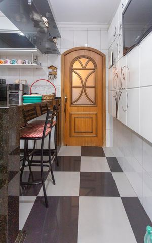 Casa à venda com 400m², 4 quartos e 3 vagasCozinha
