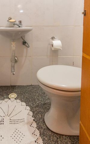 Casa à venda com 400m², 4 quartos e 3 vagasLavabo