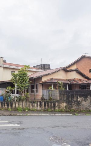Casa à venda com 400m², 4 quartos e 3 vagasFachada