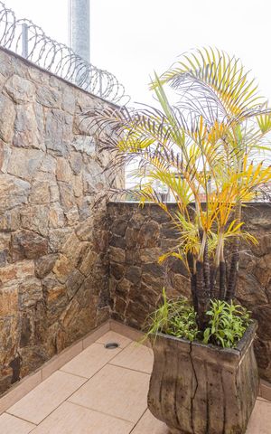 Casa à venda com 400m², 4 quartos e 3 vagasVaranda da Suite 1