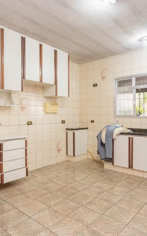 Casa à venda com 400m², 4 quartos e 3 vagasCasa 2 - Cozinha